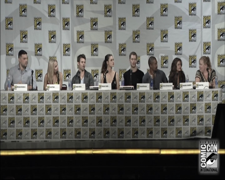 VampireDiariesWorld-dot-nl_TheOriginals-S3SanDiegoComicCon2014Panel0827.jpg