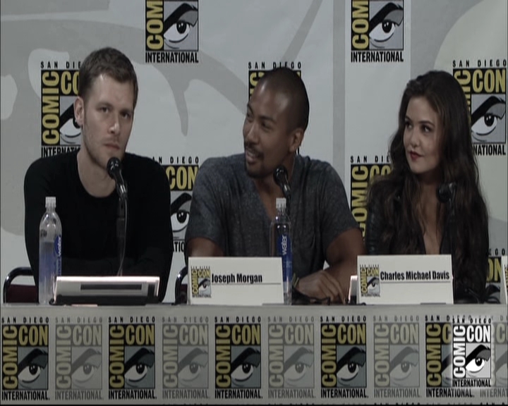 VampireDiariesWorld-dot-nl_TheOriginals-S3SanDiegoComicCon2014Panel0832.jpg