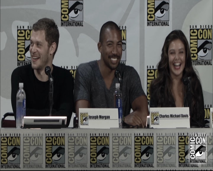 VampireDiariesWorld-dot-nl_TheOriginals-S3SanDiegoComicCon2014Panel0835.jpg