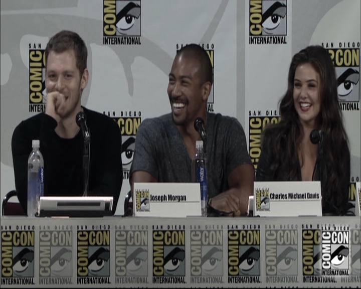 VampireDiariesWorld-dot-nl_TheOriginals-S3SanDiegoComicCon2014Panel0837.jpg