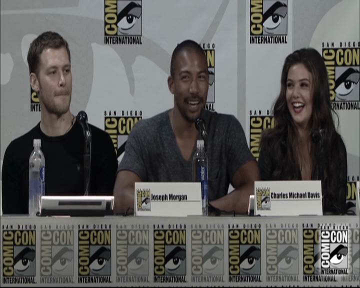 VampireDiariesWorld-dot-nl_TheOriginals-S3SanDiegoComicCon2014Panel0846.jpg