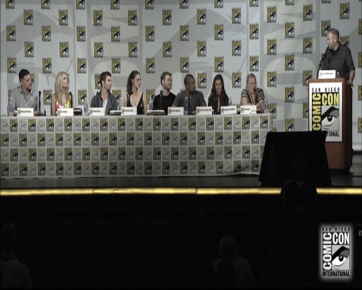 VampireDiariesWorld-dot-nl_TheOriginals-S3SanDiegoComicCon2014Panel0861.jpg