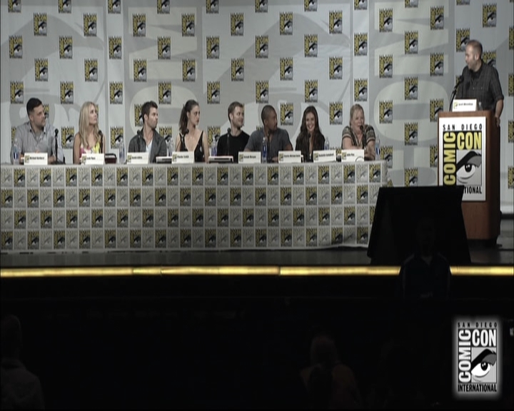 VampireDiariesWorld-dot-nl_TheOriginals-S3SanDiegoComicCon2014Panel0862.jpg