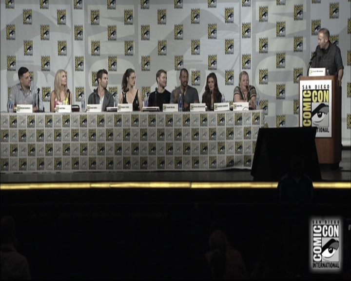 VampireDiariesWorld-dot-nl_TheOriginals-S3SanDiegoComicCon2014Panel0864.jpg