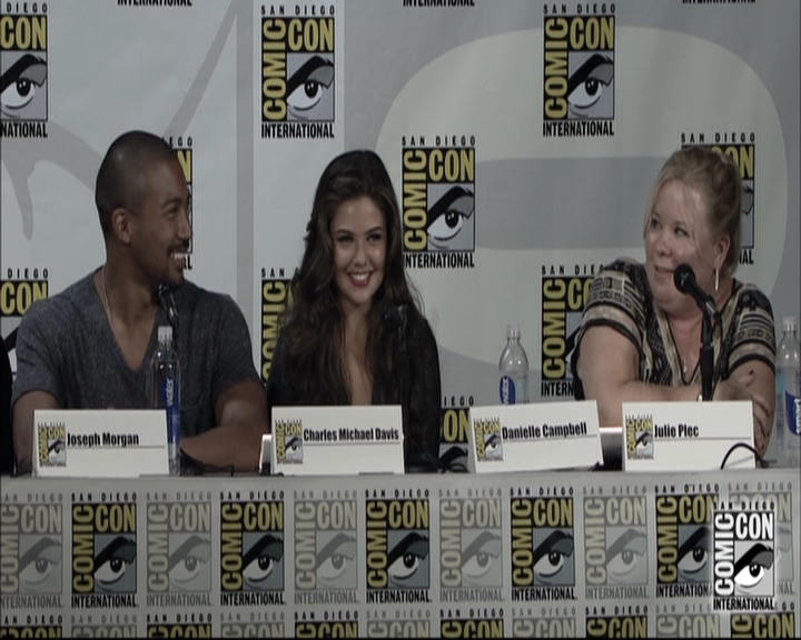 VampireDiariesWorld-dot-nl_TheOriginals-S3SanDiegoComicCon2014Panel0877.jpg