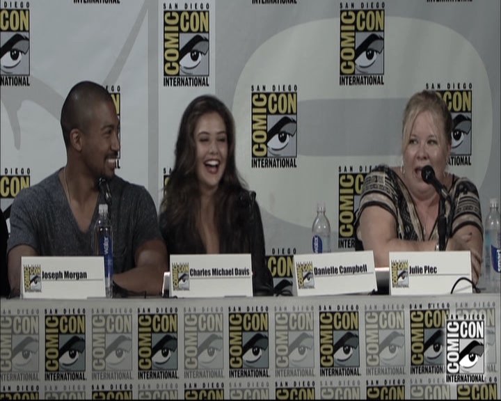 VampireDiariesWorld-dot-nl_TheOriginals-S3SanDiegoComicCon2014Panel0884.jpg