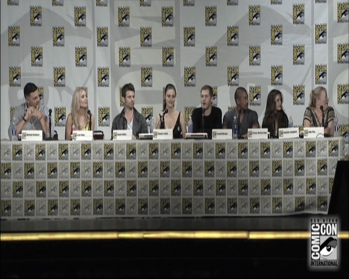 VampireDiariesWorld-dot-nl_TheOriginals-S3SanDiegoComicCon2014Panel0893.jpg