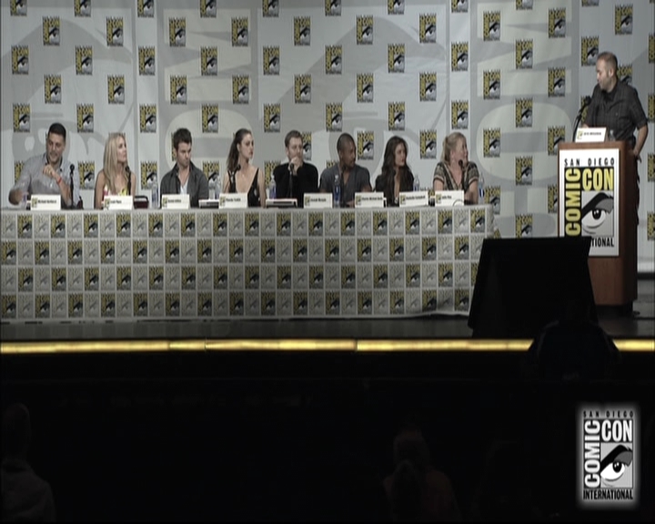 VampireDiariesWorld-dot-nl_TheOriginals-S3SanDiegoComicCon2014Panel0918.jpg