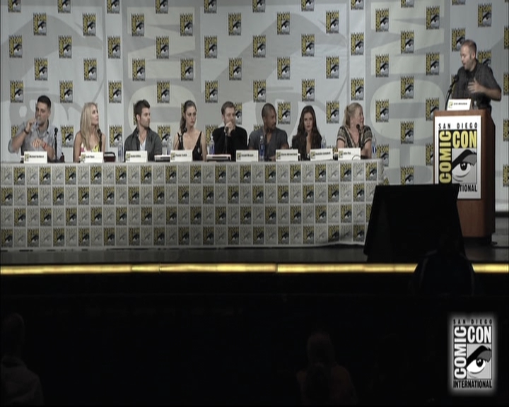 VampireDiariesWorld-dot-nl_TheOriginals-S3SanDiegoComicCon2014Panel0921.jpg