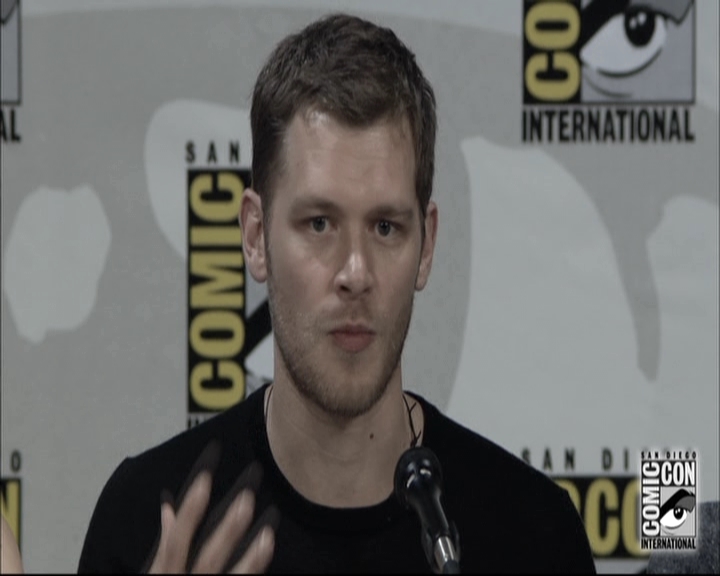 VampireDiariesWorld-dot-nl_TheOriginals-S3SanDiegoComicCon2014Panel1251.jpg