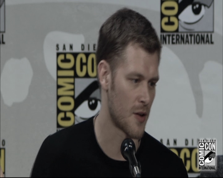 VampireDiariesWorld-dot-nl_TheOriginals-S3SanDiegoComicCon2014Panel1257.jpg