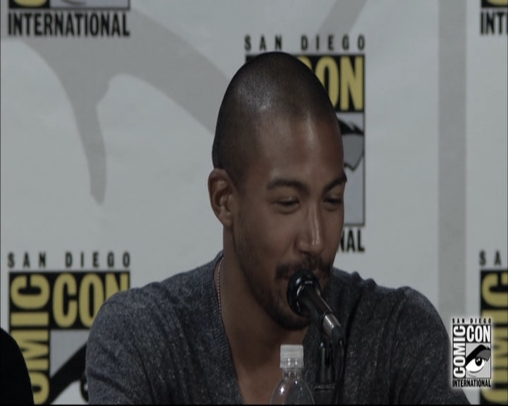 VampireDiariesWorld-dot-nl_TheOriginals-S3SanDiegoComicCon2014Panel1283.jpg