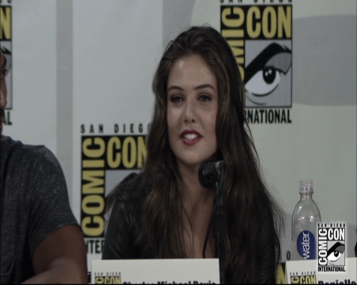 VampireDiariesWorld-dot-nl_TheOriginals-S3SanDiegoComicCon2014Panel1295.jpg