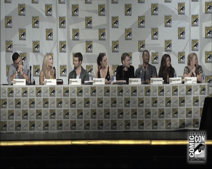 VampireDiariesWorld-dot-nl_TheOriginals-S3SanDiegoComicCon2014Panel1320.jpg