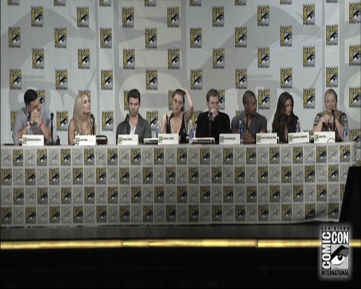 VampireDiariesWorld-dot-nl_TheOriginals-S3SanDiegoComicCon2014Panel1331.jpg