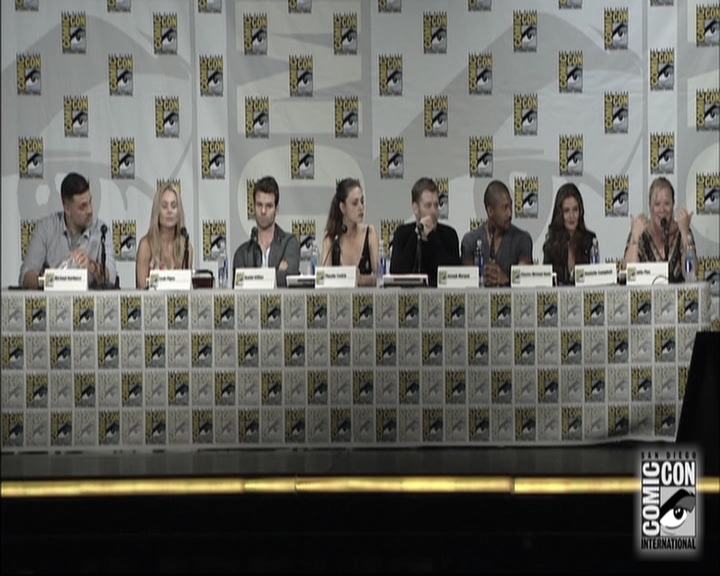 VampireDiariesWorld-dot-nl_TheOriginals-S3SanDiegoComicCon2014Panel1337.jpg