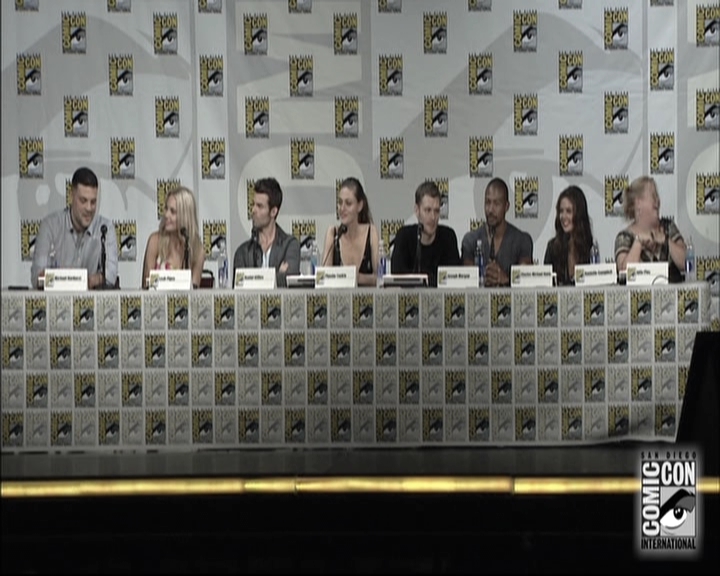 VampireDiariesWorld-dot-nl_TheOriginals-S3SanDiegoComicCon2014Panel1361.jpg