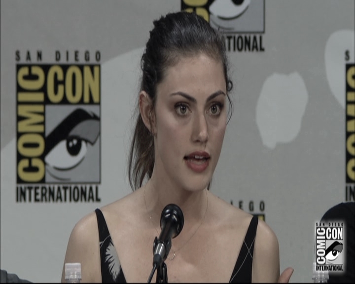 VampireDiariesWorld-dot-nl_TheOriginals-S3SanDiegoComicCon2014Panel1449.jpg