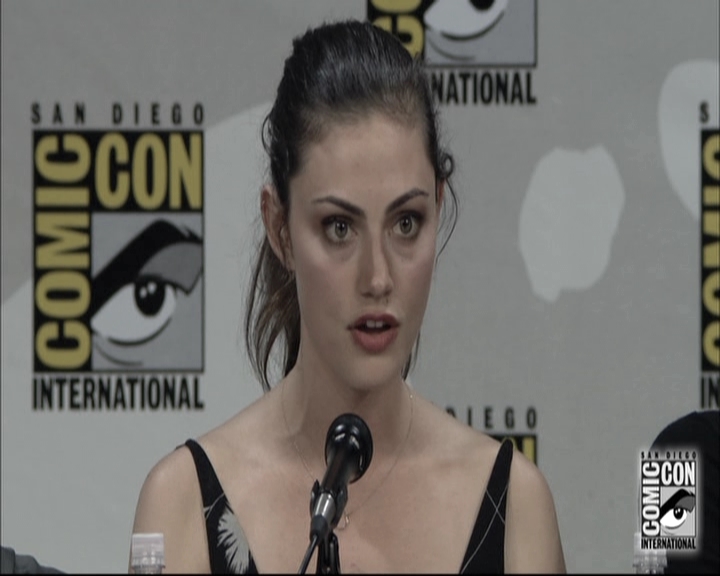 VampireDiariesWorld-dot-nl_TheOriginals-S3SanDiegoComicCon2014Panel1453.jpg