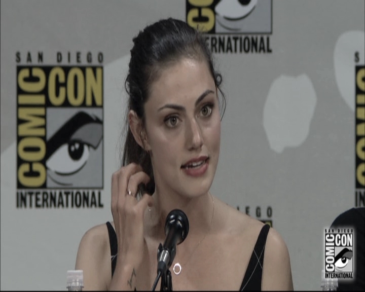 VampireDiariesWorld-dot-nl_TheOriginals-S3SanDiegoComicCon2014Panel1465.jpg