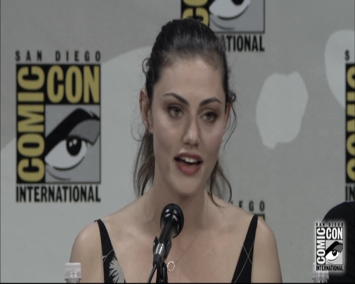 VampireDiariesWorld-dot-nl_TheOriginals-S3SanDiegoComicCon2014Panel1471.jpg