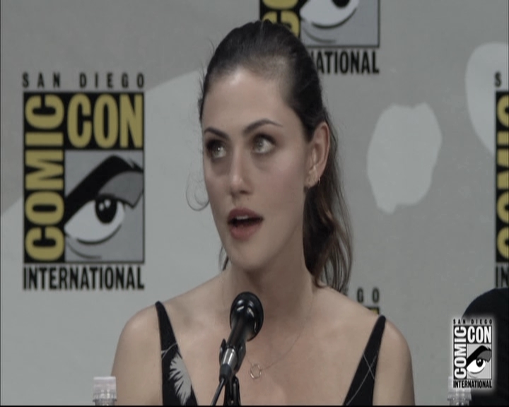 VampireDiariesWorld-dot-nl_TheOriginals-S3SanDiegoComicCon2014Panel1473.jpg