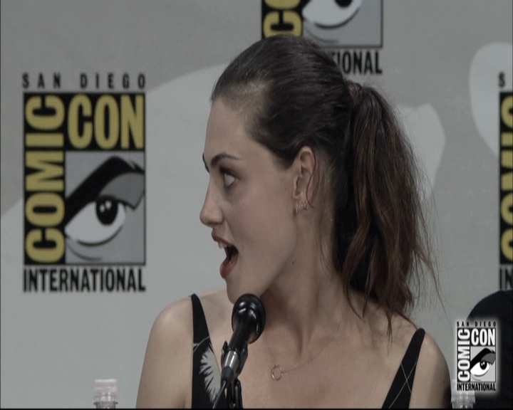 VampireDiariesWorld-dot-nl_TheOriginals-S3SanDiegoComicCon2014Panel1476.jpg