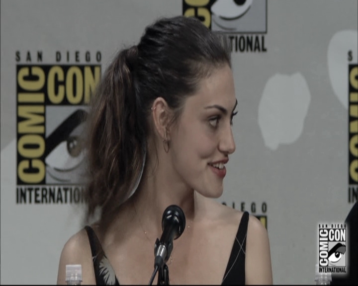 VampireDiariesWorld-dot-nl_TheOriginals-S3SanDiegoComicCon2014Panel1478.jpg