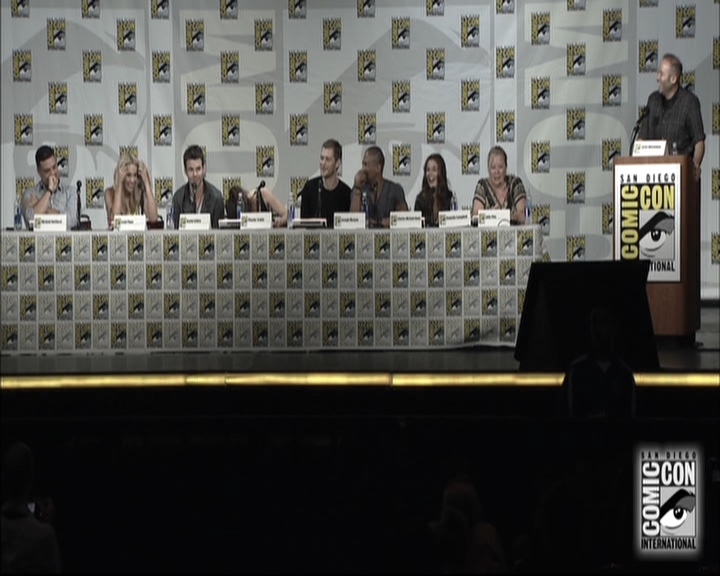 VampireDiariesWorld-dot-nl_TheOriginals-S3SanDiegoComicCon2014Panel1487.jpg