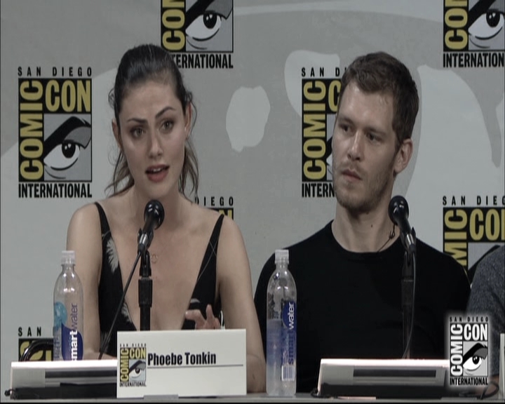 VampireDiariesWorld-dot-nl_TheOriginals-S3SanDiegoComicCon2014Panel1578.jpg