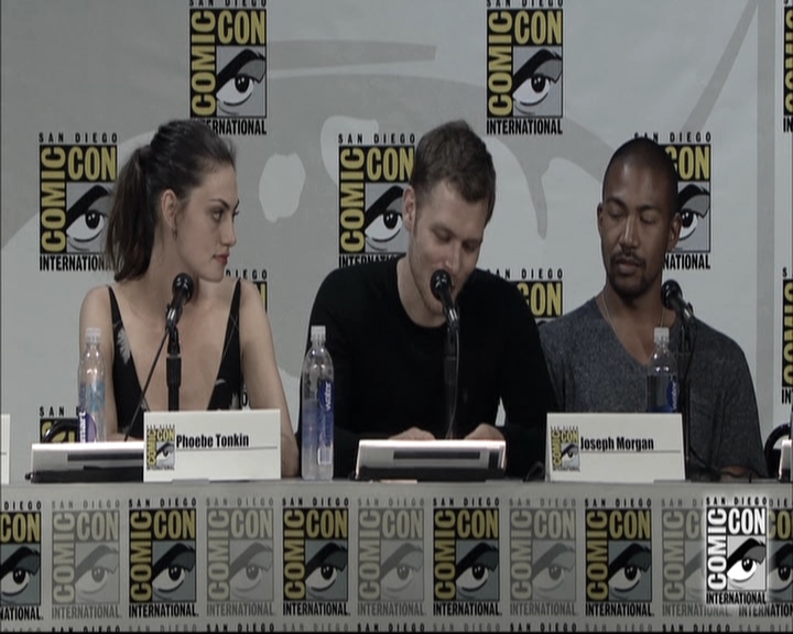 VampireDiariesWorld-dot-nl_TheOriginals-S3SanDiegoComicCon2014Panel1633.jpg