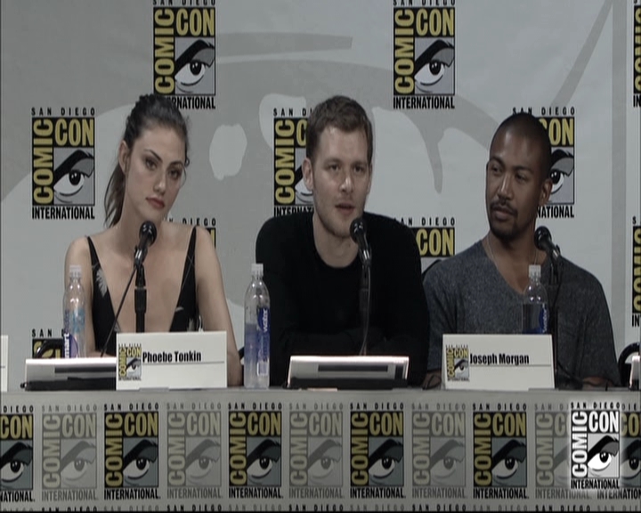 VampireDiariesWorld-dot-nl_TheOriginals-S3SanDiegoComicCon2014Panel1641.jpg