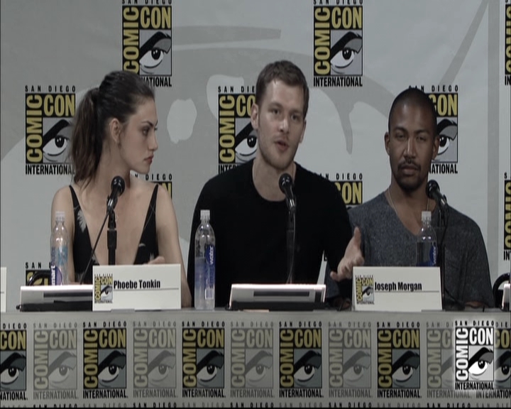 VampireDiariesWorld-dot-nl_TheOriginals-S3SanDiegoComicCon2014Panel1671.jpg