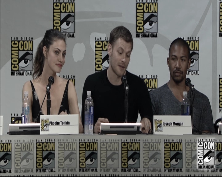 VampireDiariesWorld-dot-nl_TheOriginals-S3SanDiegoComicCon2014Panel1677.jpg