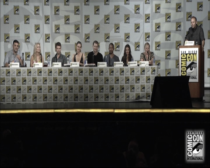 VampireDiariesWorld-dot-nl_TheOriginals-S3SanDiegoComicCon2014Panel1708.jpg