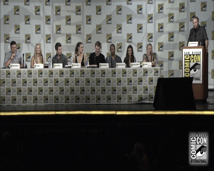 VampireDiariesWorld-dot-nl_TheOriginals-S3SanDiegoComicCon2014Panel1709.jpg