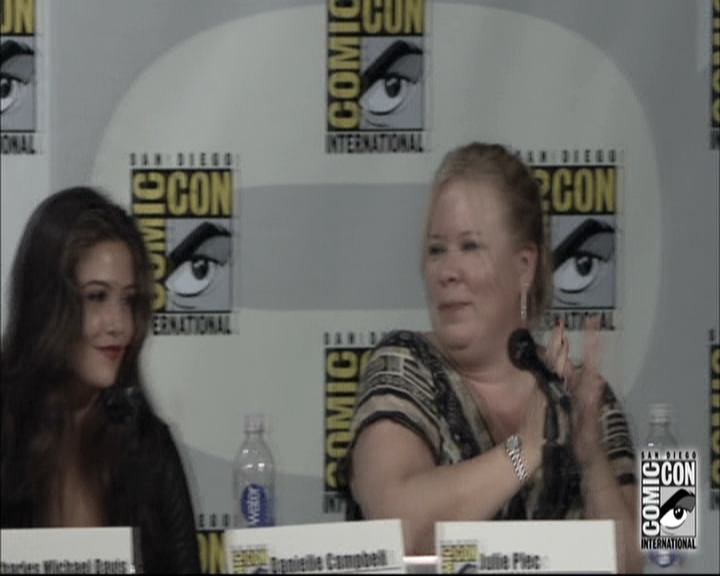 VampireDiariesWorld-dot-nl_TheOriginals-S3SanDiegoComicCon2014Panel1715.jpg