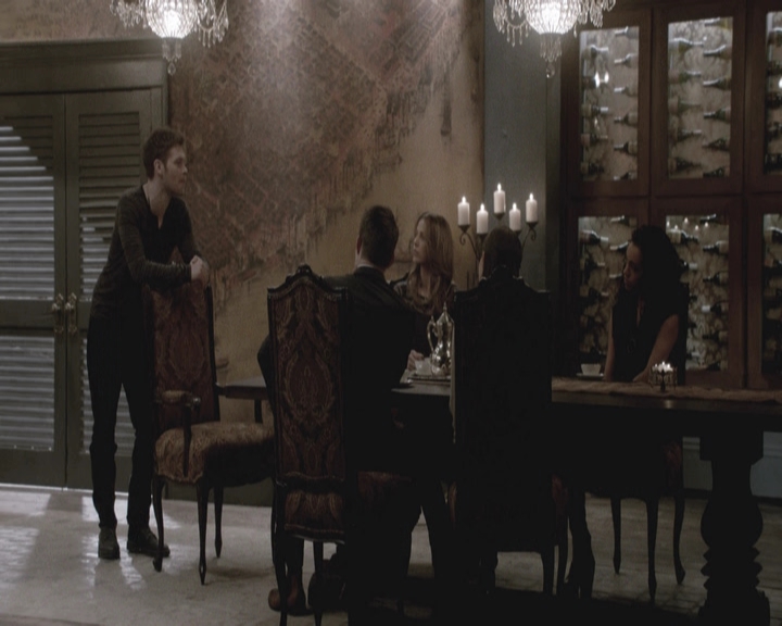 VampireDiariesWorld-dot-nl_TheOriginals-S3GagReel0022.jpg