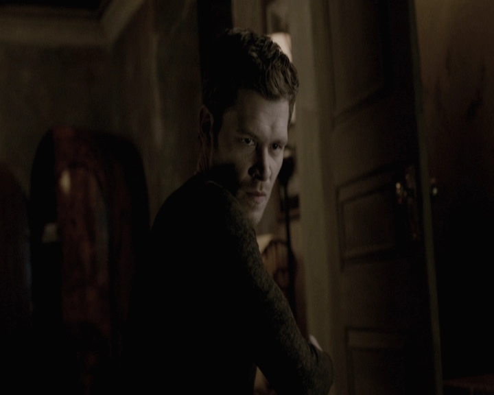 VampireDiariesWorld-dot-nl_TheOriginals-S3GagReel0083.jpg