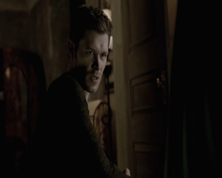 VampireDiariesWorld-dot-nl_TheOriginals-S3GagReel0084.jpg