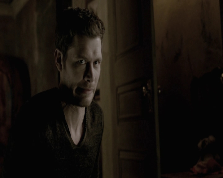 VampireDiariesWorld-dot-nl_TheOriginals-S3GagReel0087.jpg