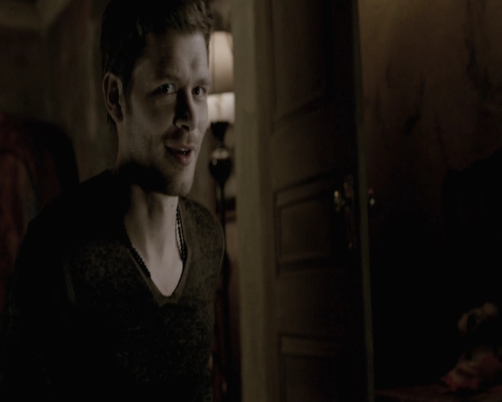 VampireDiariesWorld-dot-nl_TheOriginals-S3GagReel0088.jpg