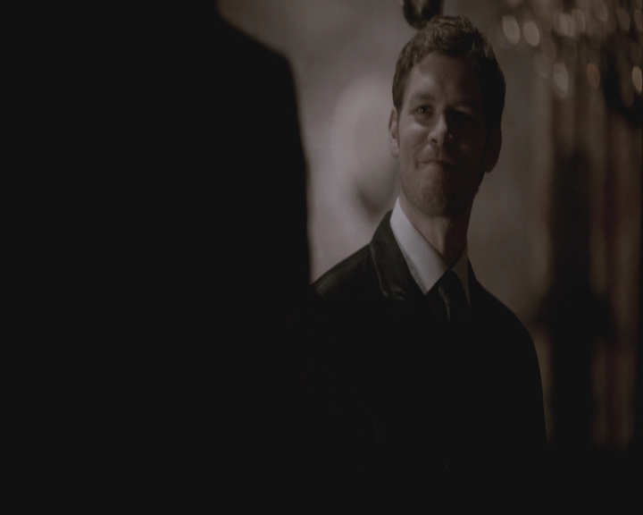 VampireDiariesWorld-dot-nl_TheOriginals-S3GagReel0103.jpg