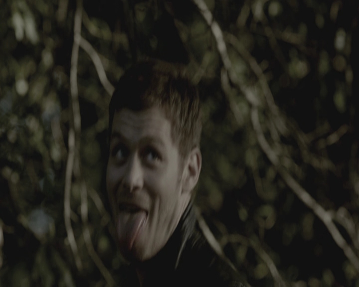 VampireDiariesWorld-dot-nl_TheOriginals-S3GagReel0106.jpg