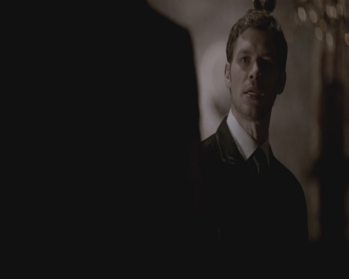 VampireDiariesWorld-dot-nl_TheOriginals-S3GagReel0108.jpg