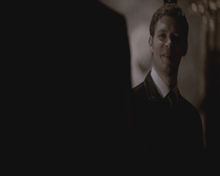 VampireDiariesWorld-dot-nl_TheOriginals-S3GagReel0109.jpg