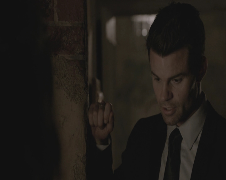 VampireDiariesWorld-dot-nl_TheOriginals-S3GagReel0116.jpg