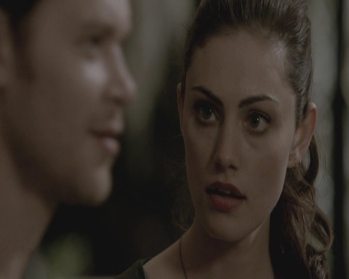 VampireDiariesWorld-dot-nl_TheOriginals-S3GagReel0152.jpg