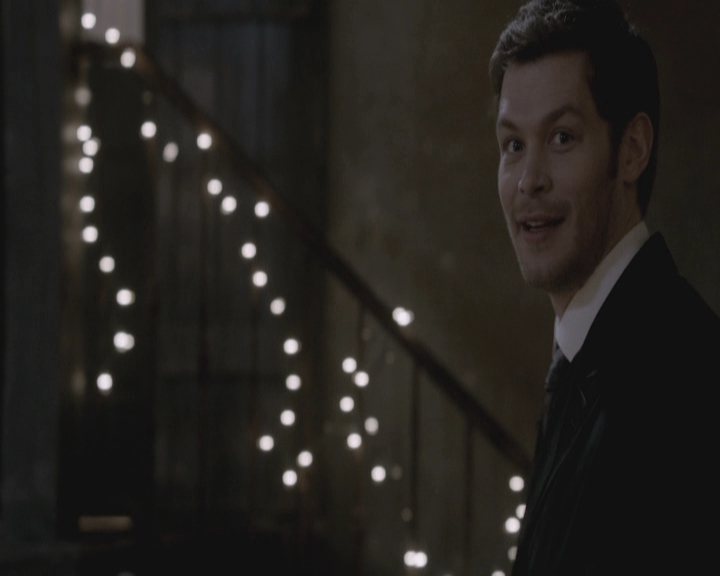 VampireDiariesWorld-dot-nl_TheOriginals-S3GagReel0157.jpg