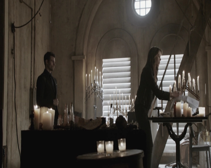 VampireDiariesWorld-dot-nl_TheOriginals-S3GagReel0211.jpg